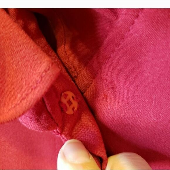 SIGNATURE BY LARRY LEVINE Ruffled Front Blazer 10P - Picture 3 of 6